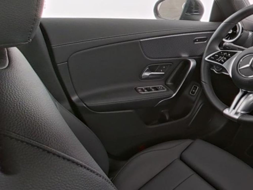 Mercedes-Benz CLA usata a Milano (8)