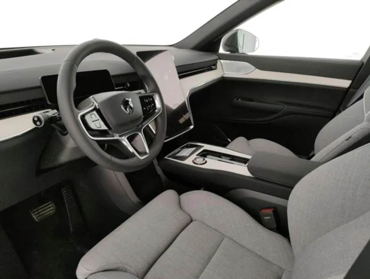 Volvo EX90 nuova a Modena (15)