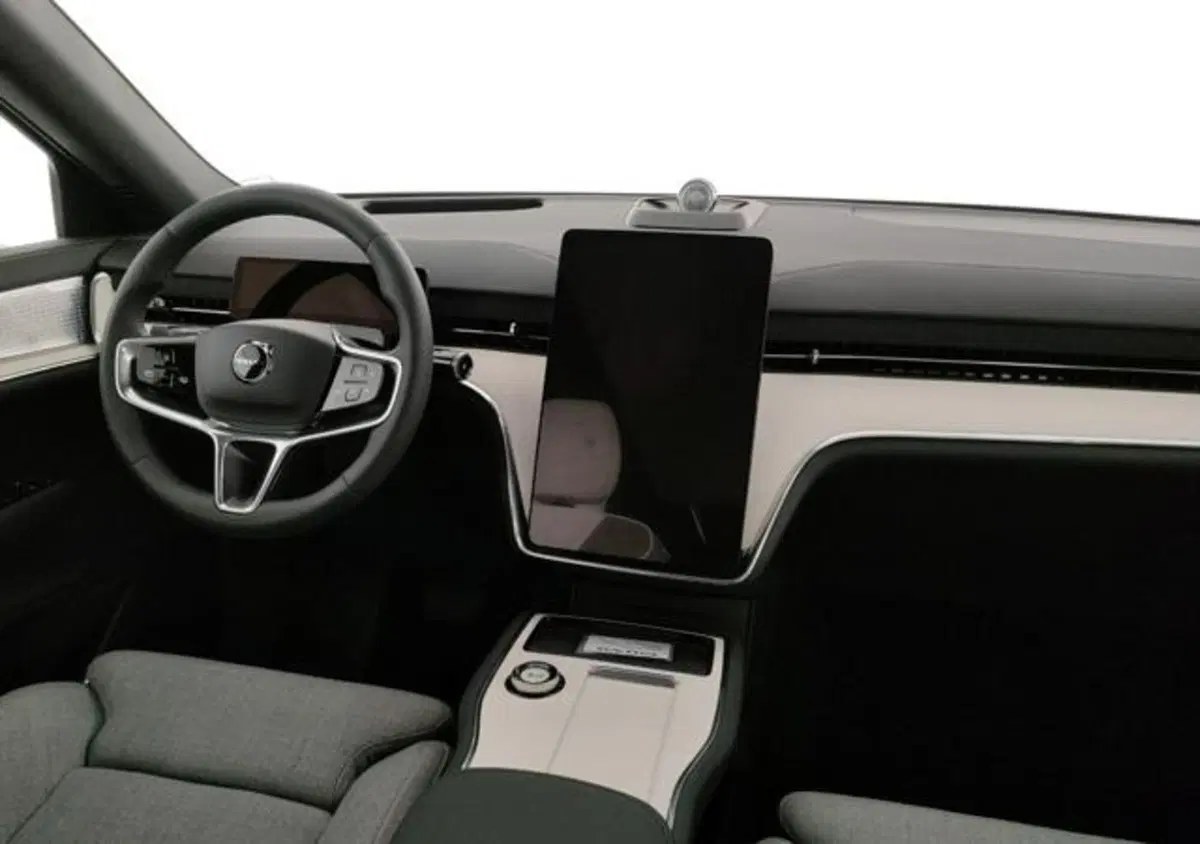 Volvo EX90 nuova a Modena (16)