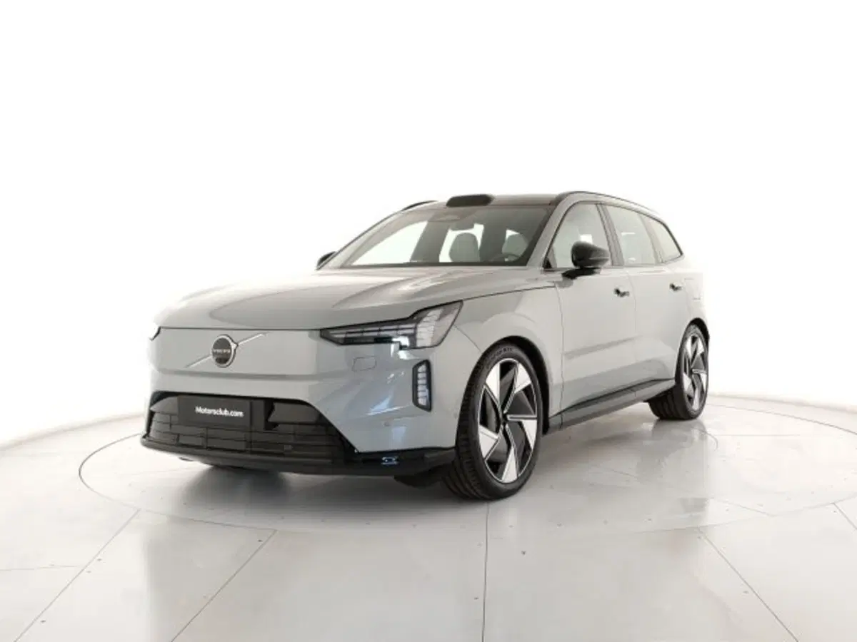 Volvo EX90 nuova a Modena (2)