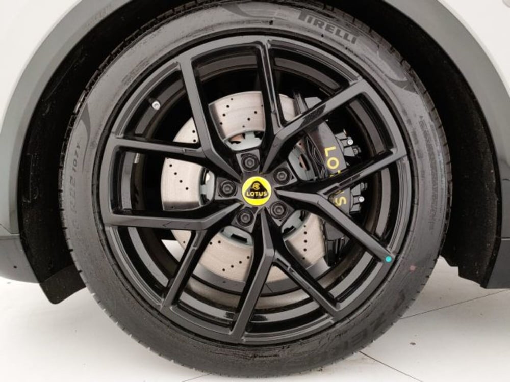 Lotus Eletre nuova a Modena (19)