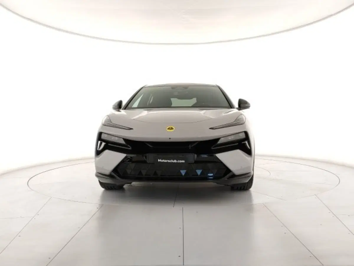 Lotus Eletre nuova a Modena (8)