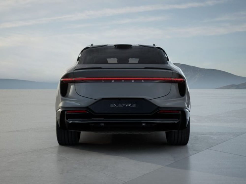 Lotus Eletre nuova a Modena (6)