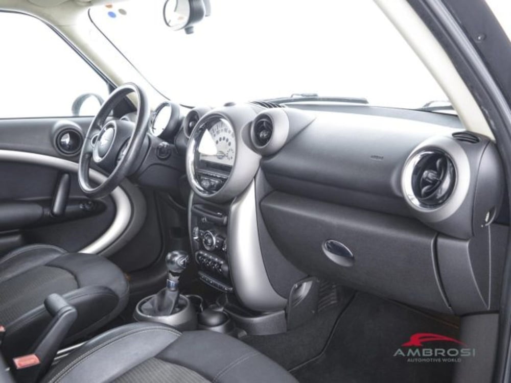 MINI Mini Countryman usata a Perugia (12)
