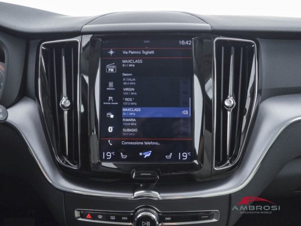 Volvo XC60 usata a Perugia (14)