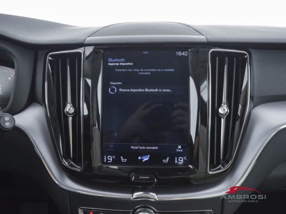 Volvo XC60 usata a Perugia (15)