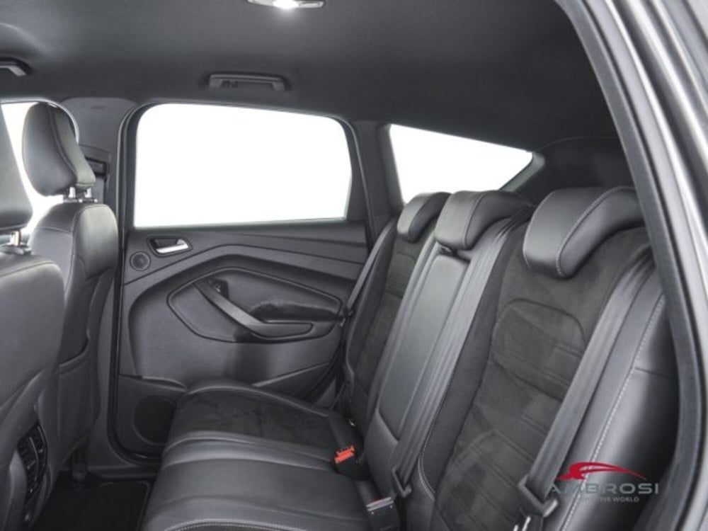 Ford Kuga usata a Perugia (10)