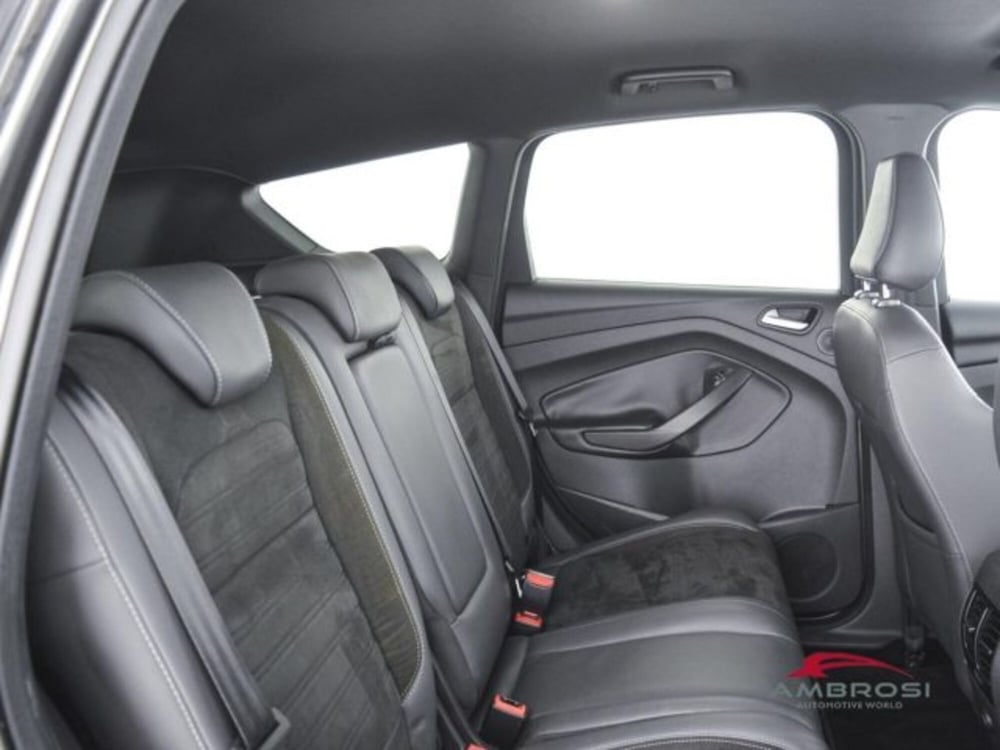 Ford Kuga usata a Perugia (11)
