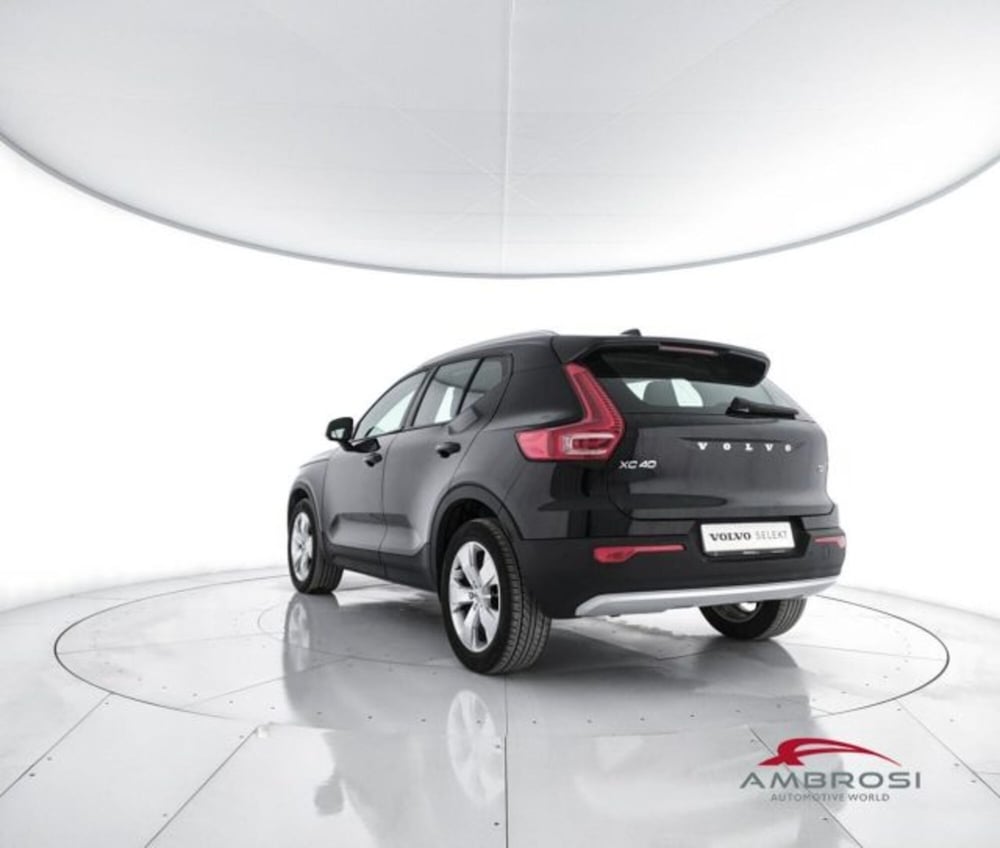 Volvo XC40 usata a Perugia (4)