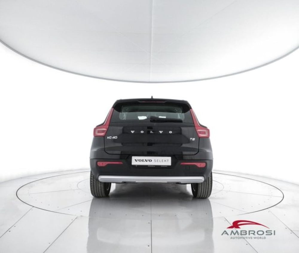 Volvo XC40 usata a Perugia (6)