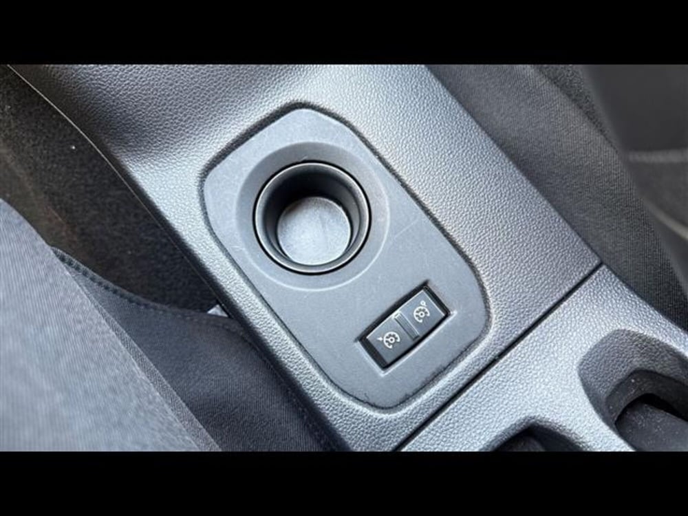 Dacia Duster usata a Treviso (13)