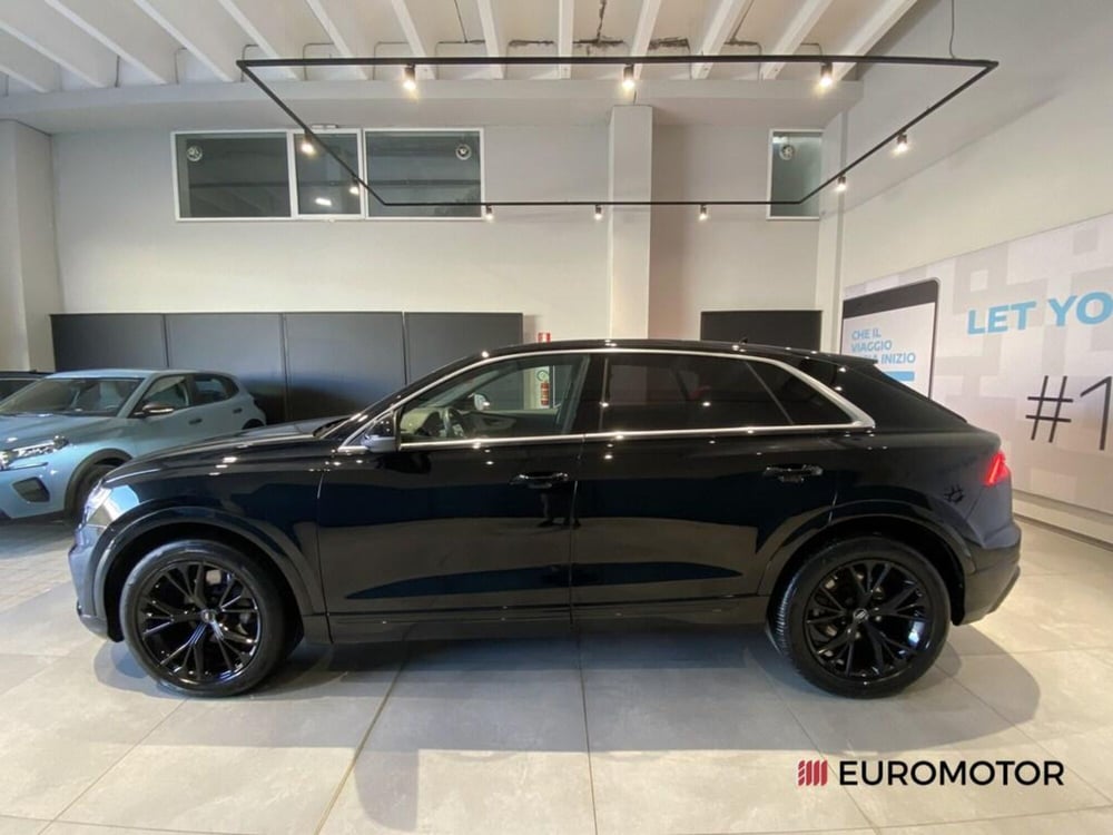 Audi Q8 usata a Bari (13)