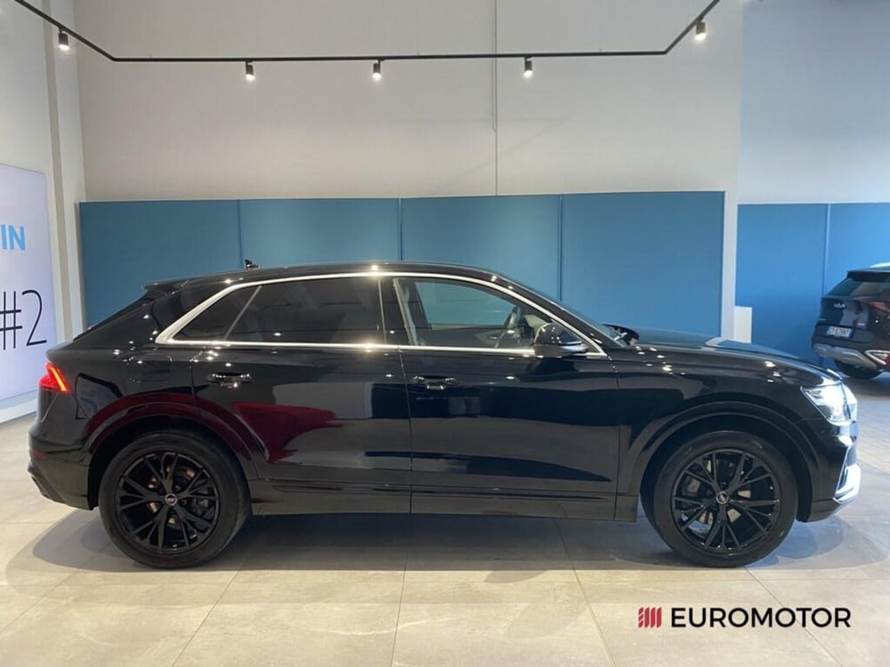 Audi Q8 usata a Bari (6)