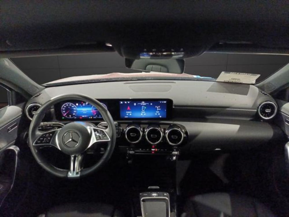Mercedes-Benz Classe A usata a Milano (11)