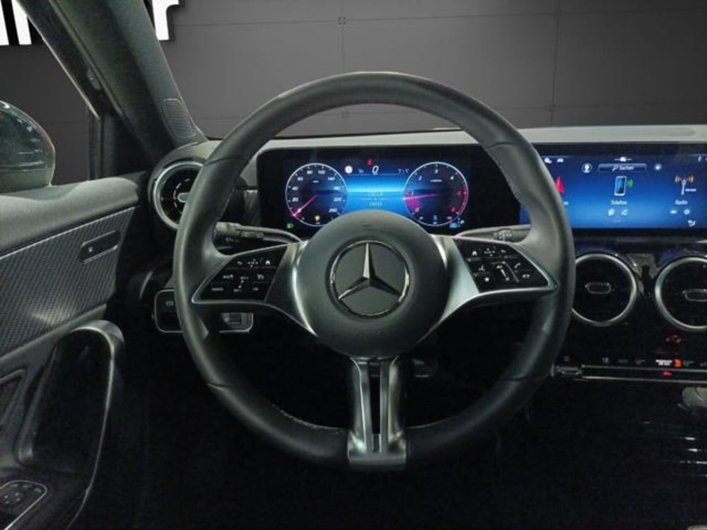 Mercedes-Benz Classe A usata a Milano (8)