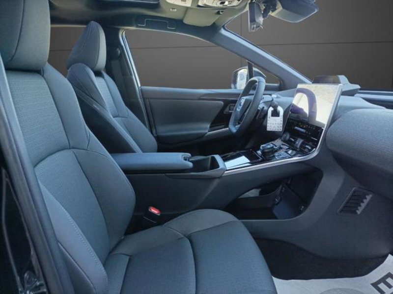 Subaru Solterra usata a Milano (13)
