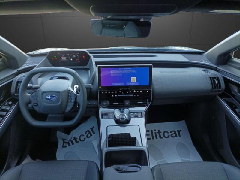Subaru Solterra usata a Milano (8)