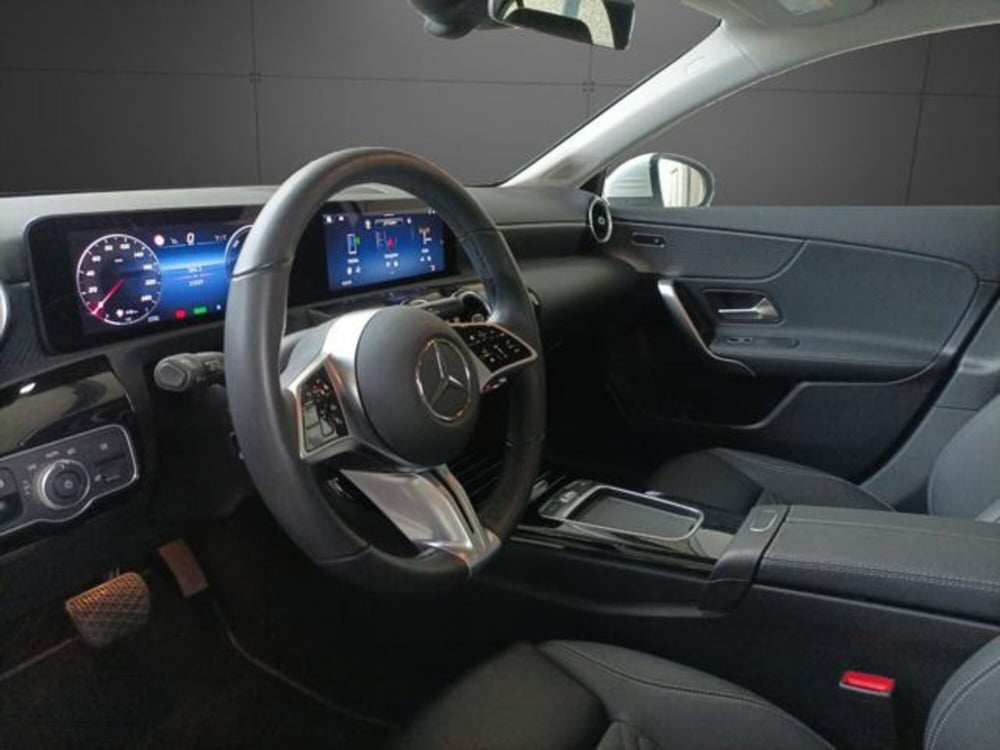 Mercedes-Benz Classe A usata a Milano (10)