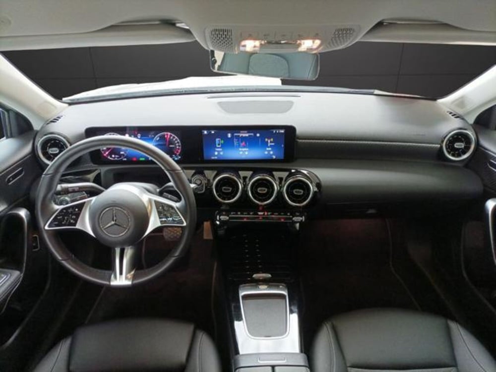 Mercedes-Benz Classe A usata a Milano (12)