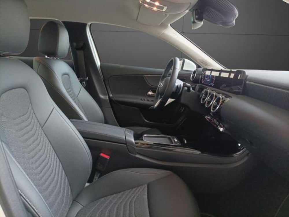Mercedes-Benz Classe A usata a Milano (13)