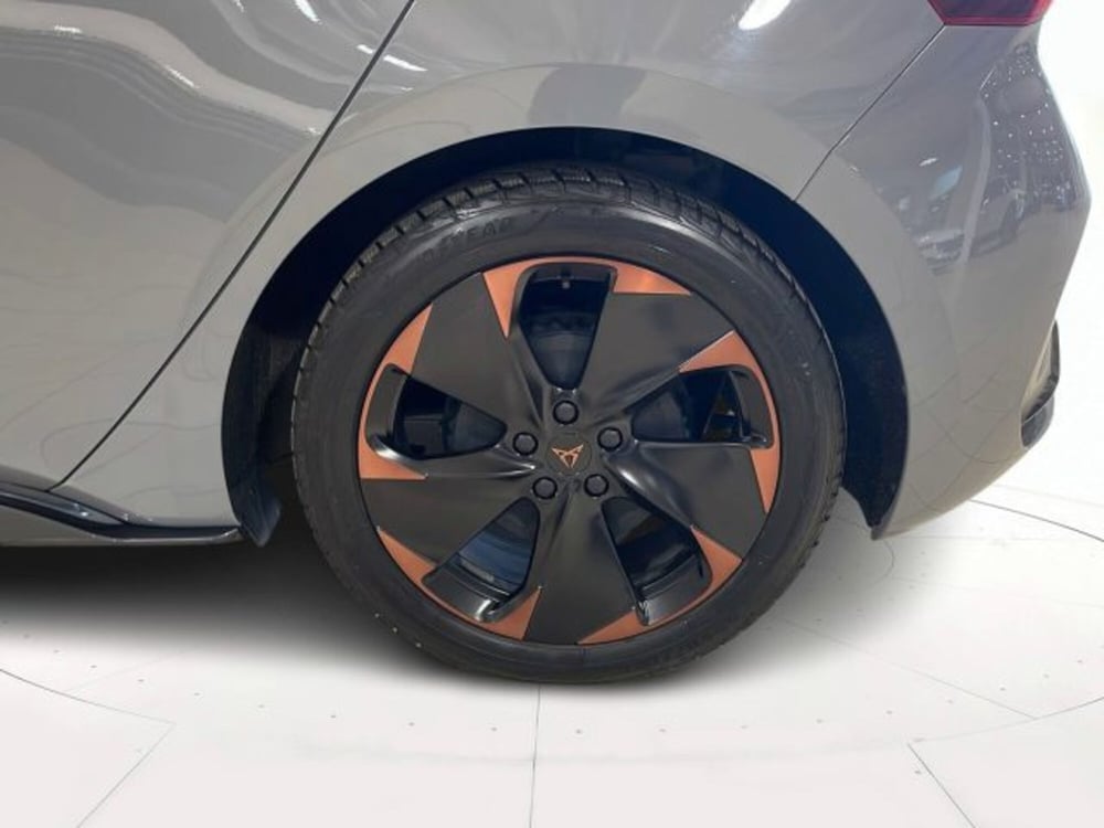 Cupra Born usata a Vicenza (16)
