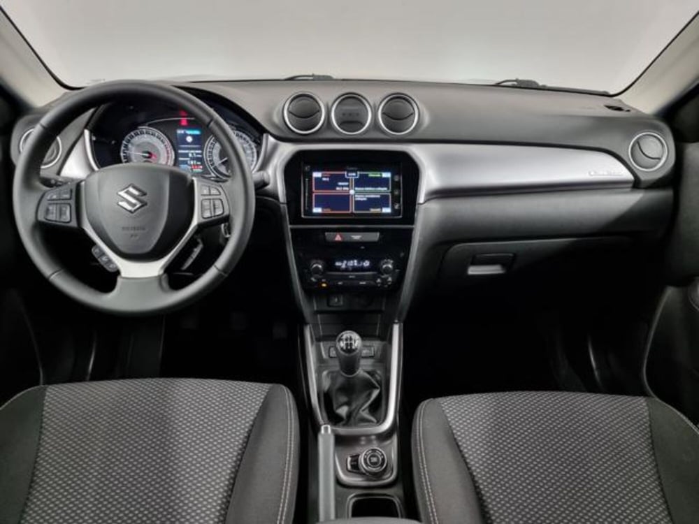 Suzuki Vitara usata a Como (6)