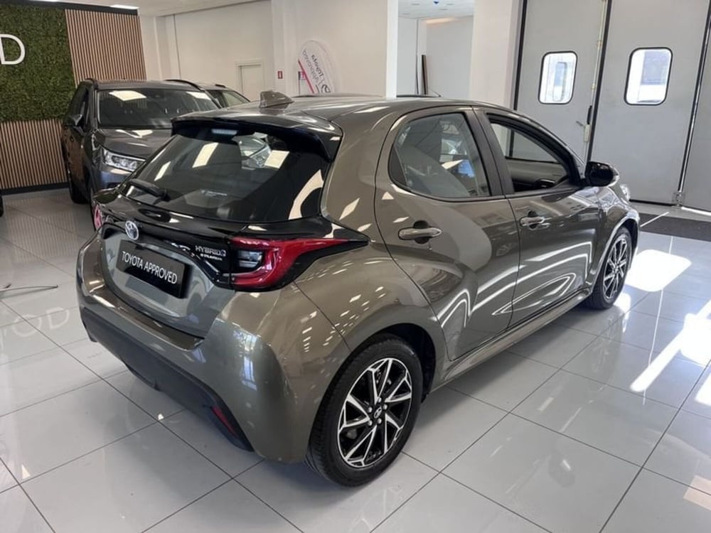 Toyota Yaris usata a Prato (4)