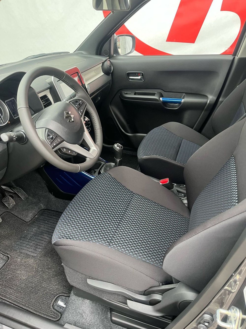 Suzuki Ignis nuova a Cremona (13)