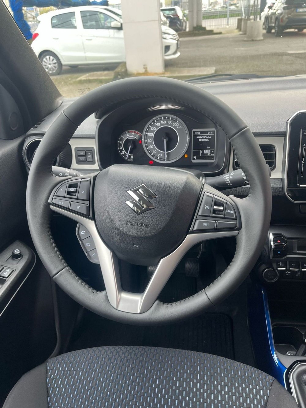 Suzuki Ignis nuova a Cremona (9)