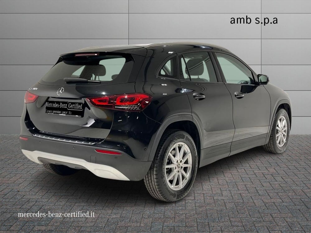 Mercedes-Benz GLA SUV usata a Napoli (2)