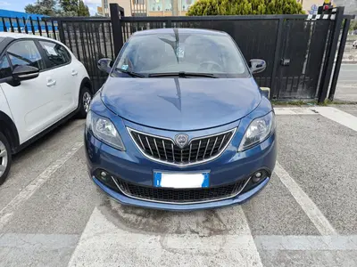 Lancia Ypsilon 1.0 FireFly 5 porte S&amp;S Hybrid Ecochic A. Ferretti del 2024 usata a Avezzano