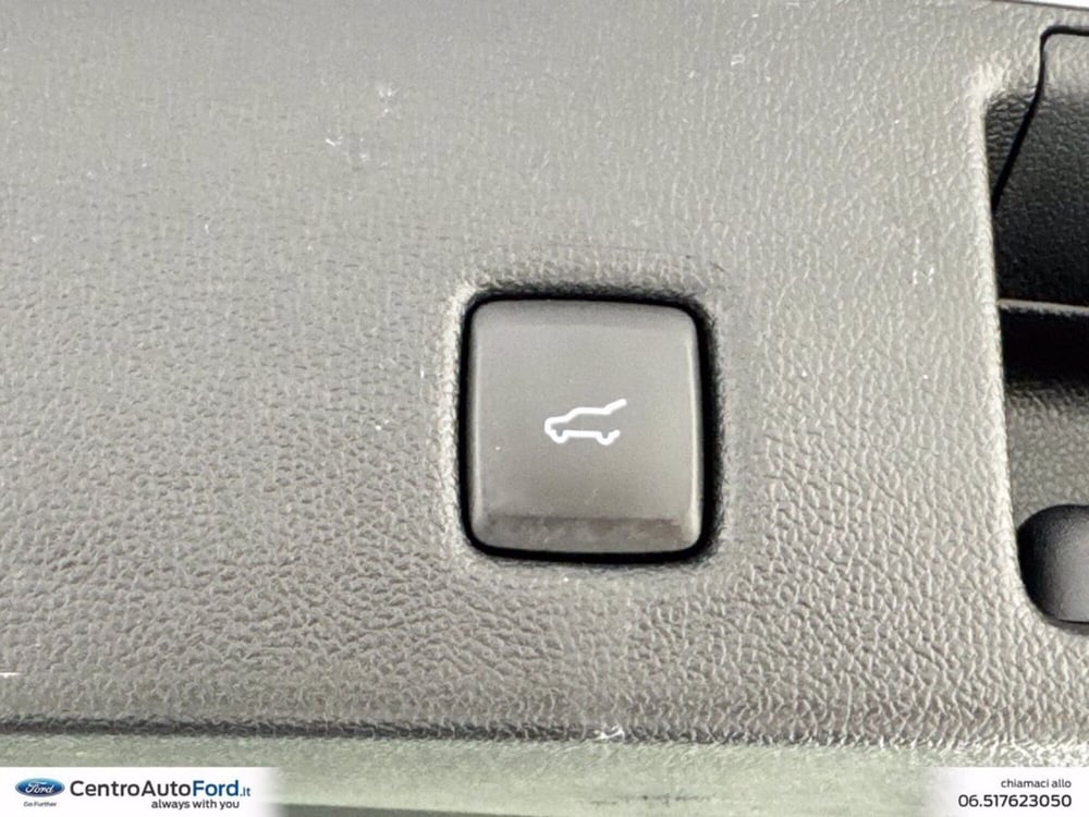 Ford Kuga usata a Roma (12)