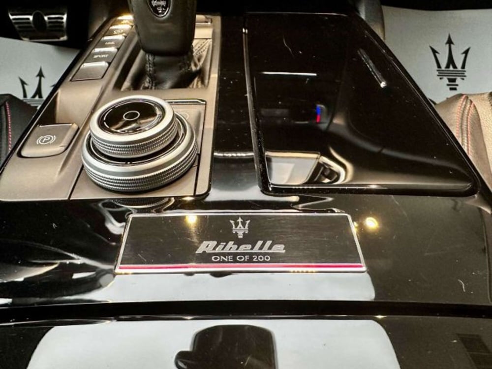 Maserati Ghibli usata a Torino (13)