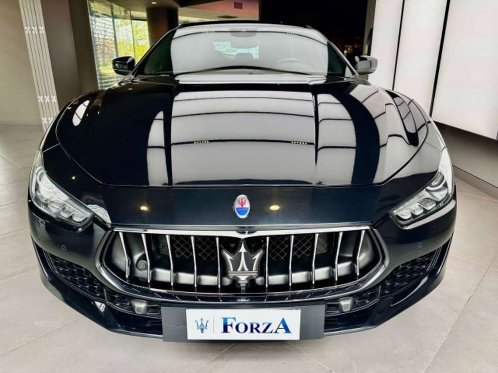 Maserati Ghibli usata a Torino (2)