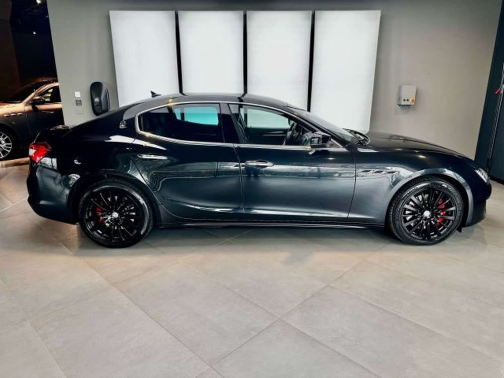 Maserati Ghibli usata a Torino (4)