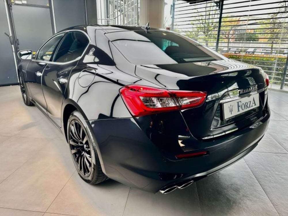 Maserati Ghibli usata a Torino (8)