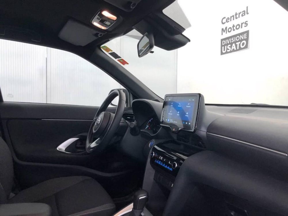 Toyota Yaris Cross usata a Torino (8)