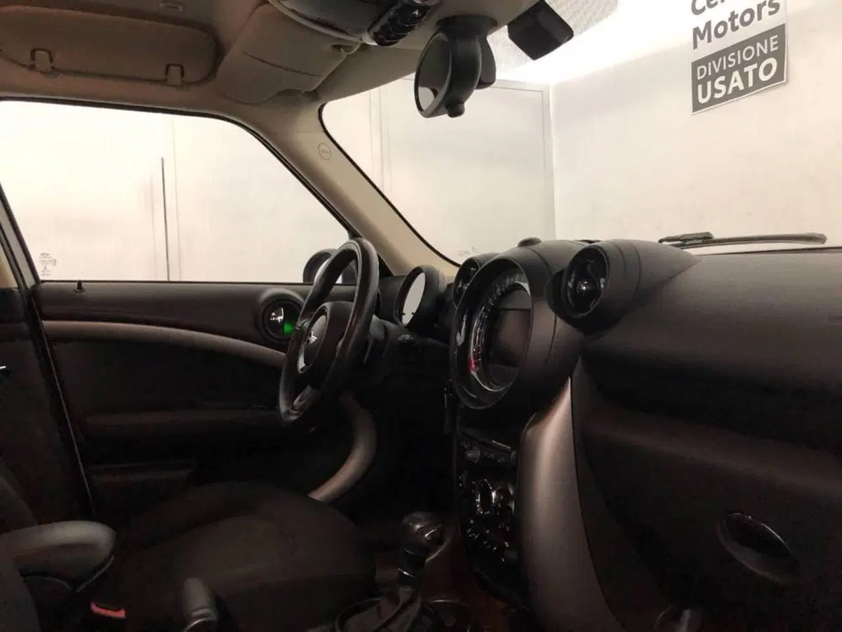 MINI Mini Countryman usata a Torino (9)