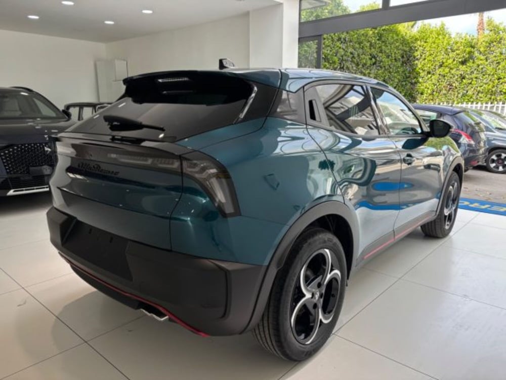 Alfa Romeo Junior nuova a Napoli (18)