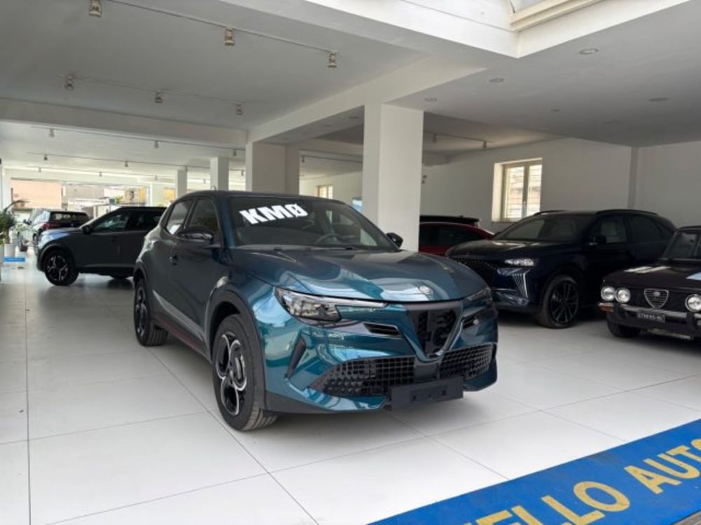 Alfa Romeo Junior nuova a Napoli (7)