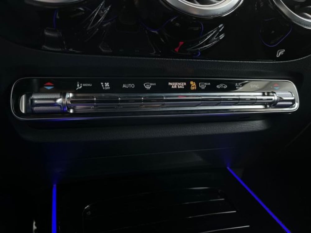 Mercedes-Benz GLA SUV usata a Verona (14)