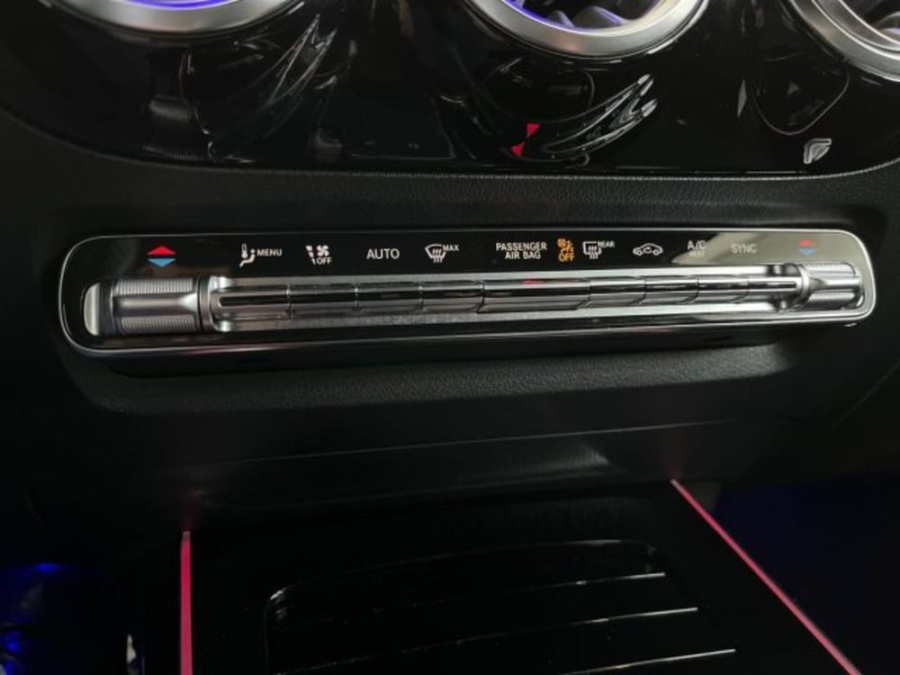Mercedes-Benz GLA SUV usata a Verona (14)