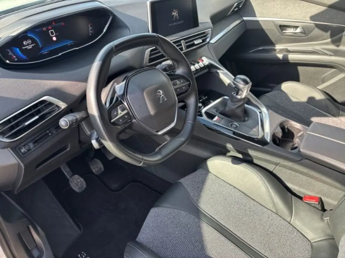 Peugeot 3008 usata a Ancona (9)