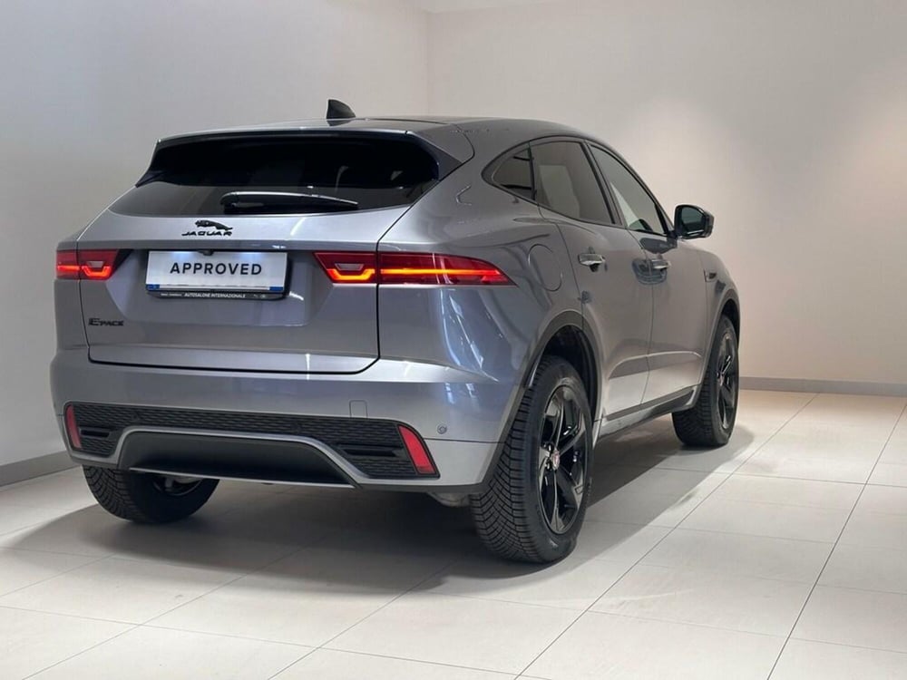 Jaguar E-Pace usata a Varese (2)