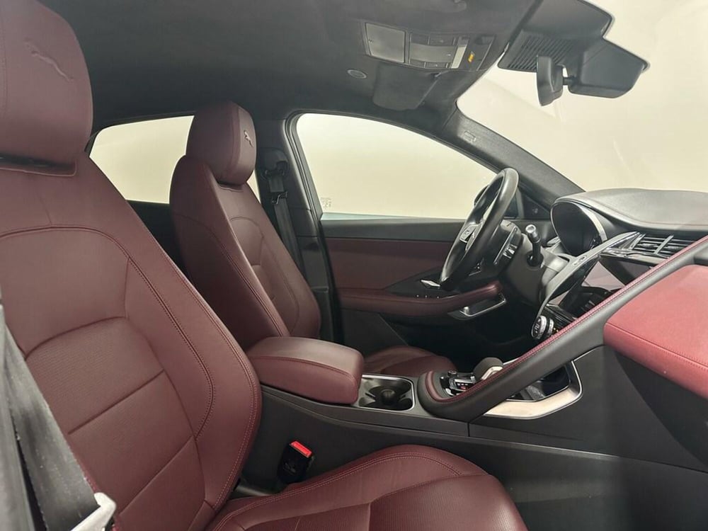 Jaguar E-Pace usata a Varese (3)