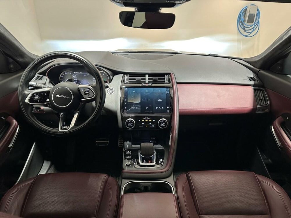 Jaguar E-Pace usata a Varese (4)