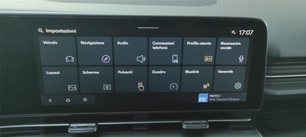 Hyundai Kona nuova a Bari (16)