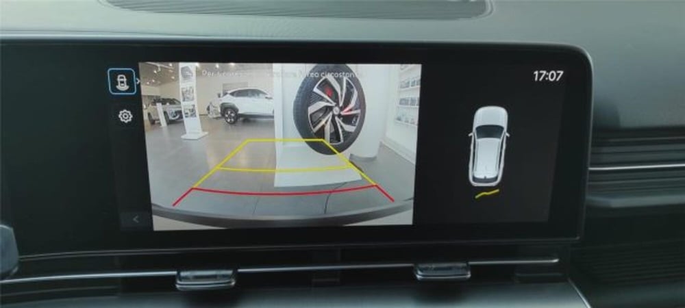 Hyundai Kona nuova a Bari (19)