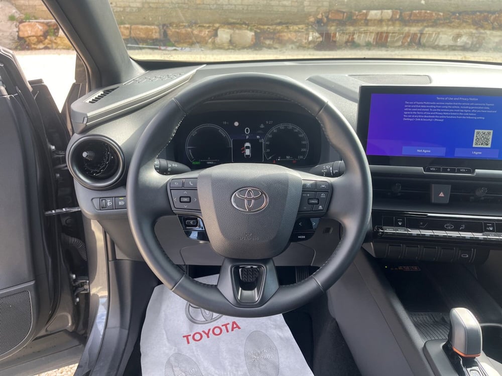 Toyota Toyota C-HR usata a Ragusa (10)