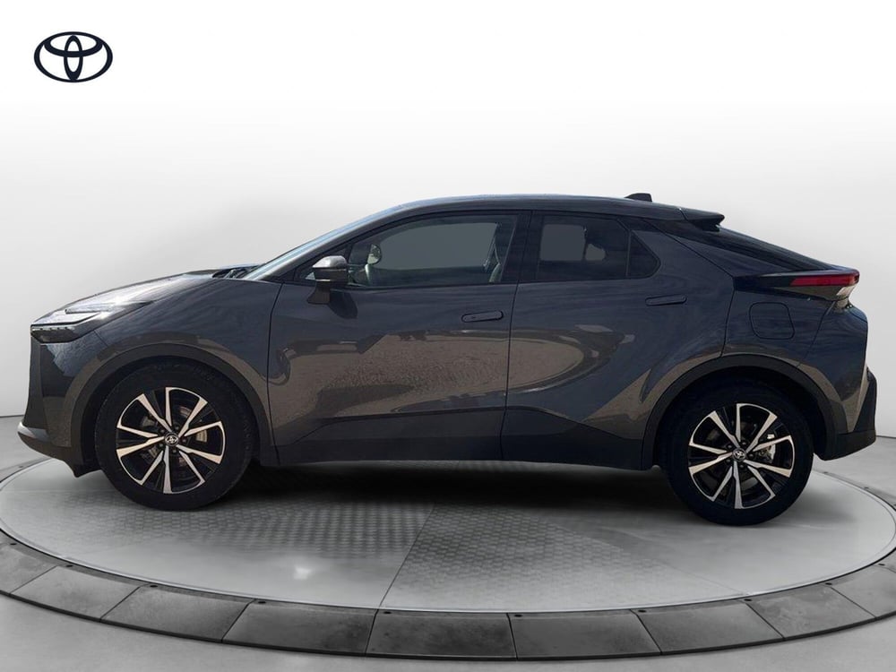 Toyota Toyota C-HR usata a Ragusa (2)